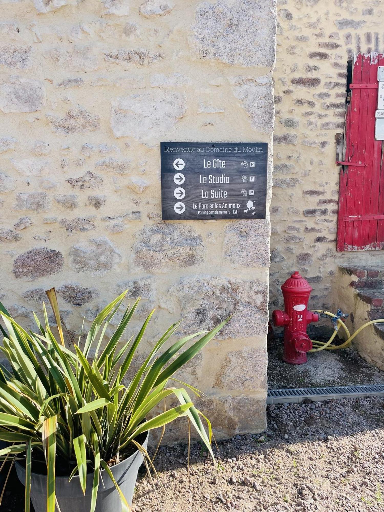 Le Lodge Spa Saint-Laurent-d'Andenay Eksteriør billede